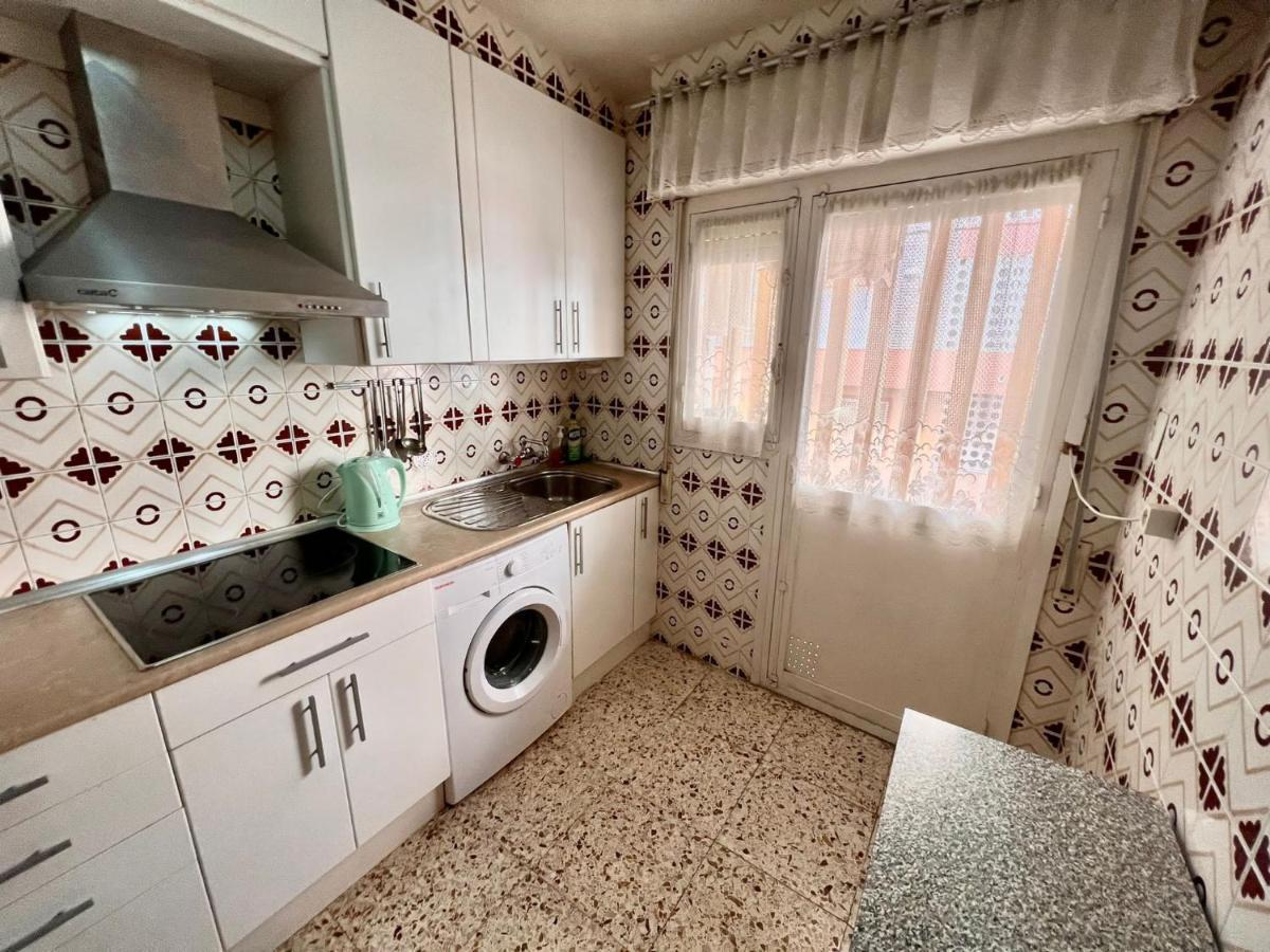 Uroczy Apartament Przy Playa De Los Locos Torrevieja Extérieur photo