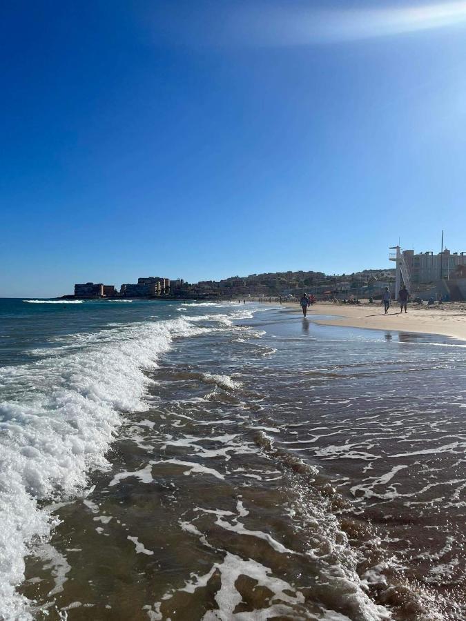 Uroczy Apartament Przy Playa De Los Locos Torrevieja Extérieur photo