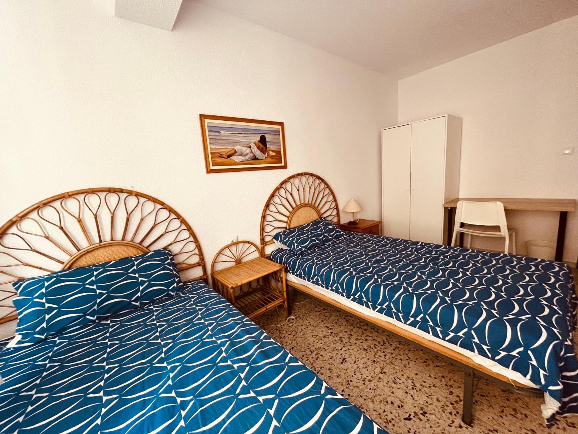 Uroczy Apartament Przy Playa De Los Locos Torrevieja Extérieur photo